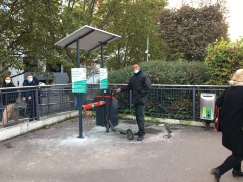 Parking solaire RATP trottinette électrique